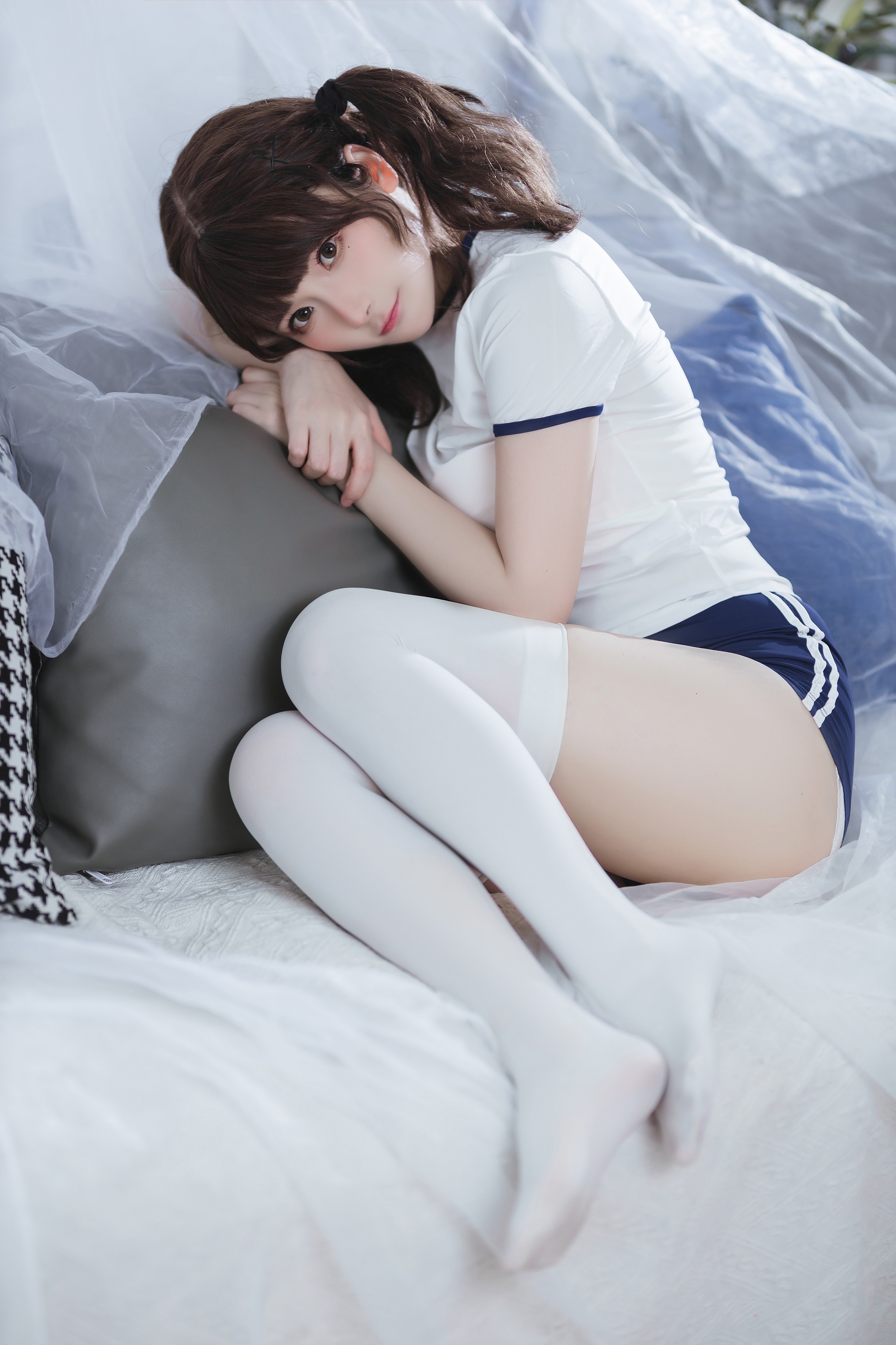 图片[1]-是三不是世w – NO.007 体操服束缚[37P]-XikXak